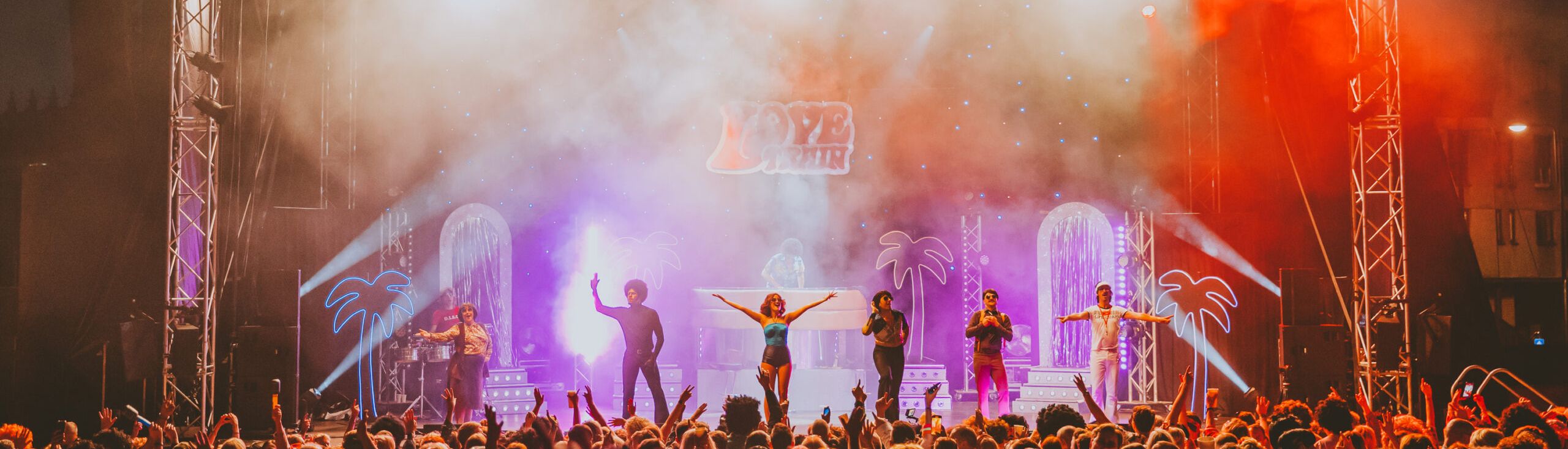 banner